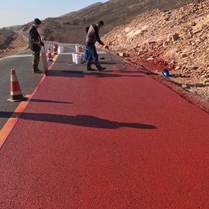 坡心镇一是彩钢瓦喷漆翻新,地面喷涂