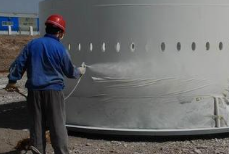 坡心镇除锈喷漆翻新是恢复金属资产价值的